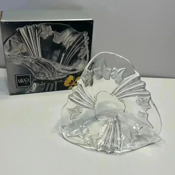 Mikasa Parisian Ivy Handkerchief Frosted Leaves Vintage Bowl in original box - Picture 4 of 5